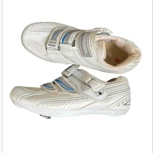 White Shimano SPDSL spin shoes size 7.8